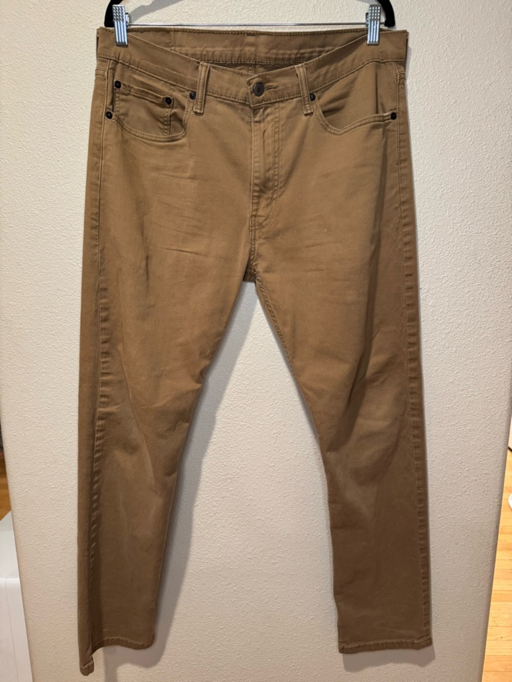 Levi's Slim Jeans in Tan Brown